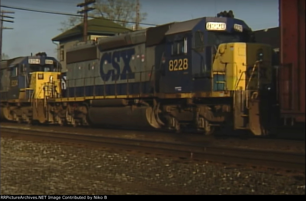 CSX 8228